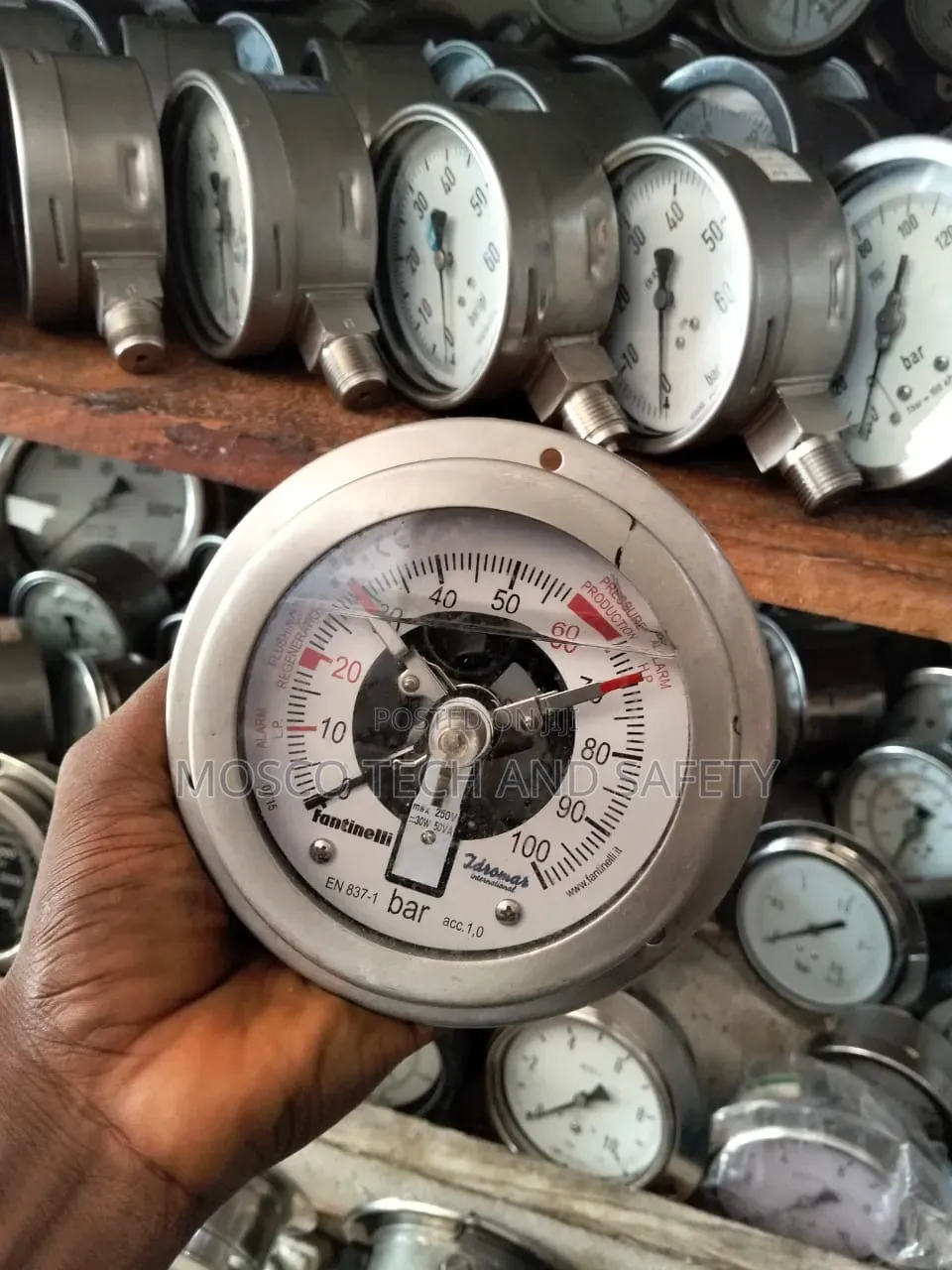 Fantinelli Idromar Electric Contact Pressure Gauge