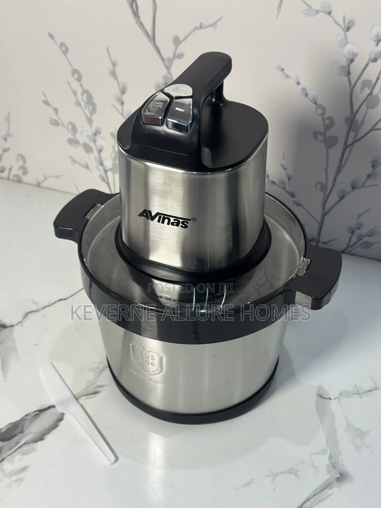 Avinas 4000w Yam Pounder 7.5L