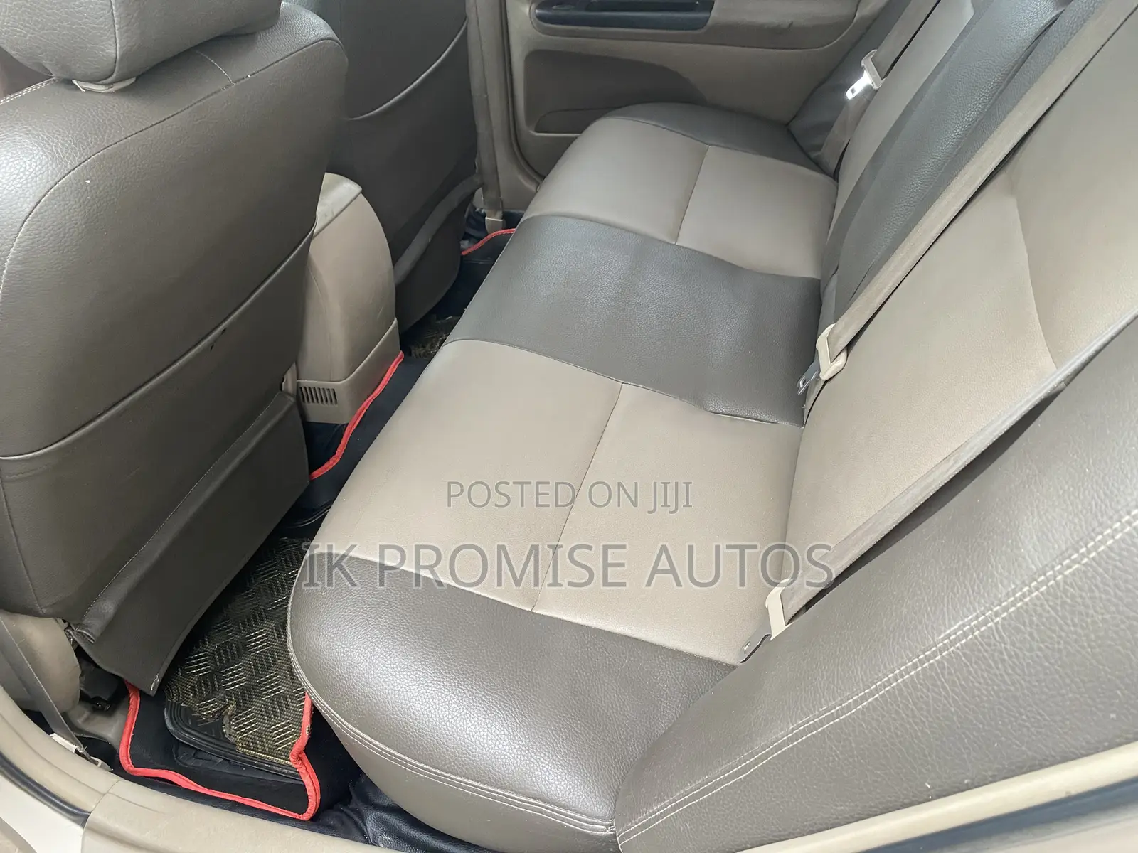 Toyota Camry 2005 Gold