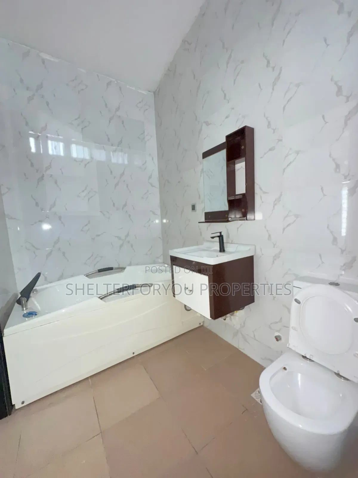 4bdrm Duplex in Lekki Expressway for rent