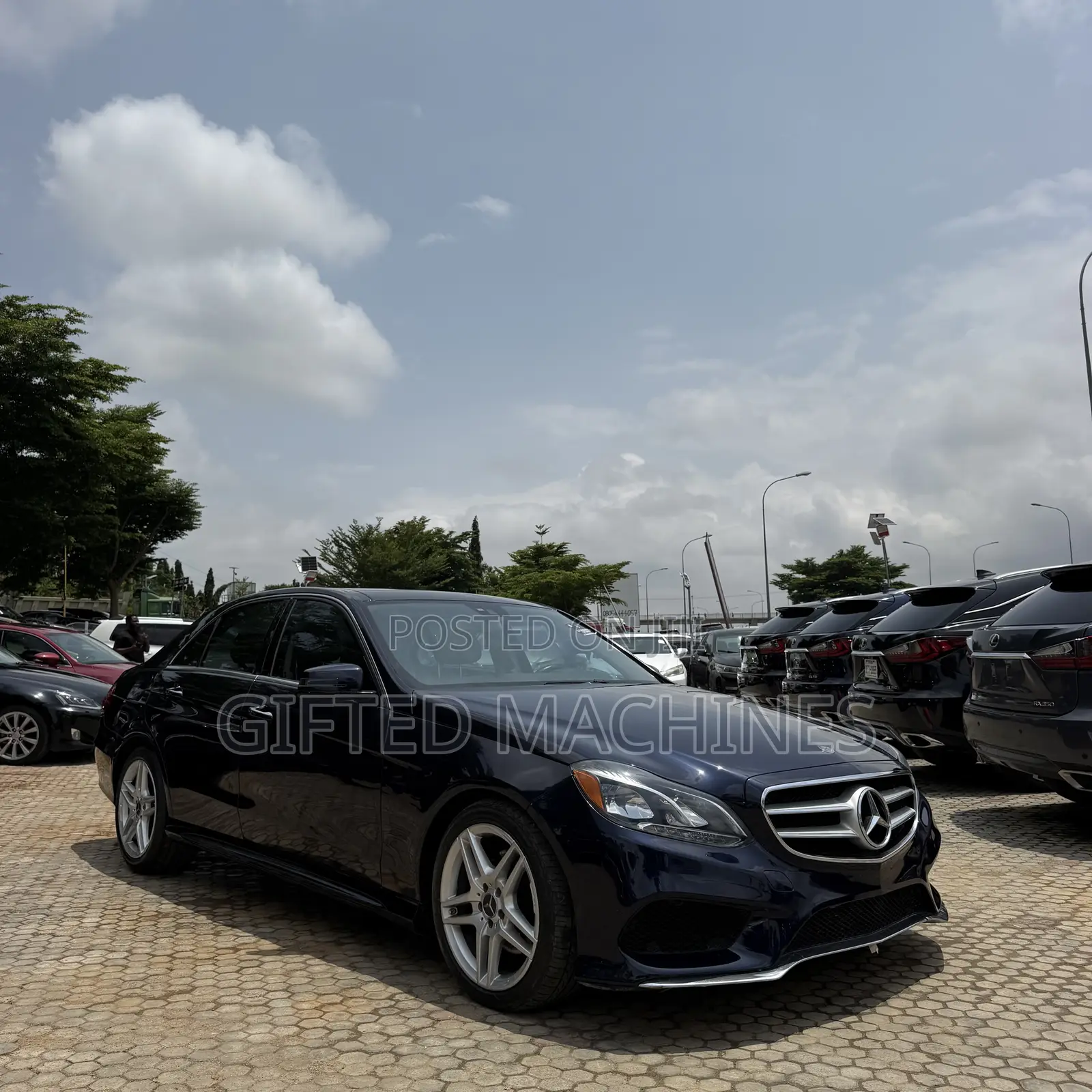 Mercedes-Benz E350 2015 Blue