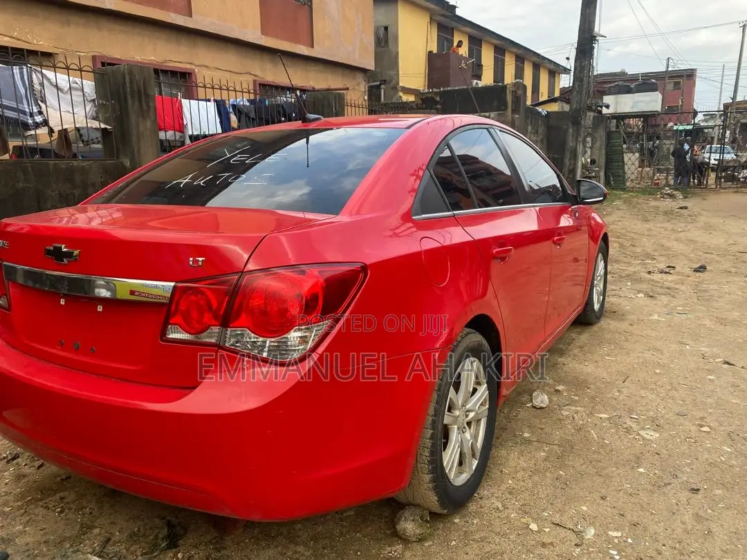 Chevrolet Cruze 2014 Red