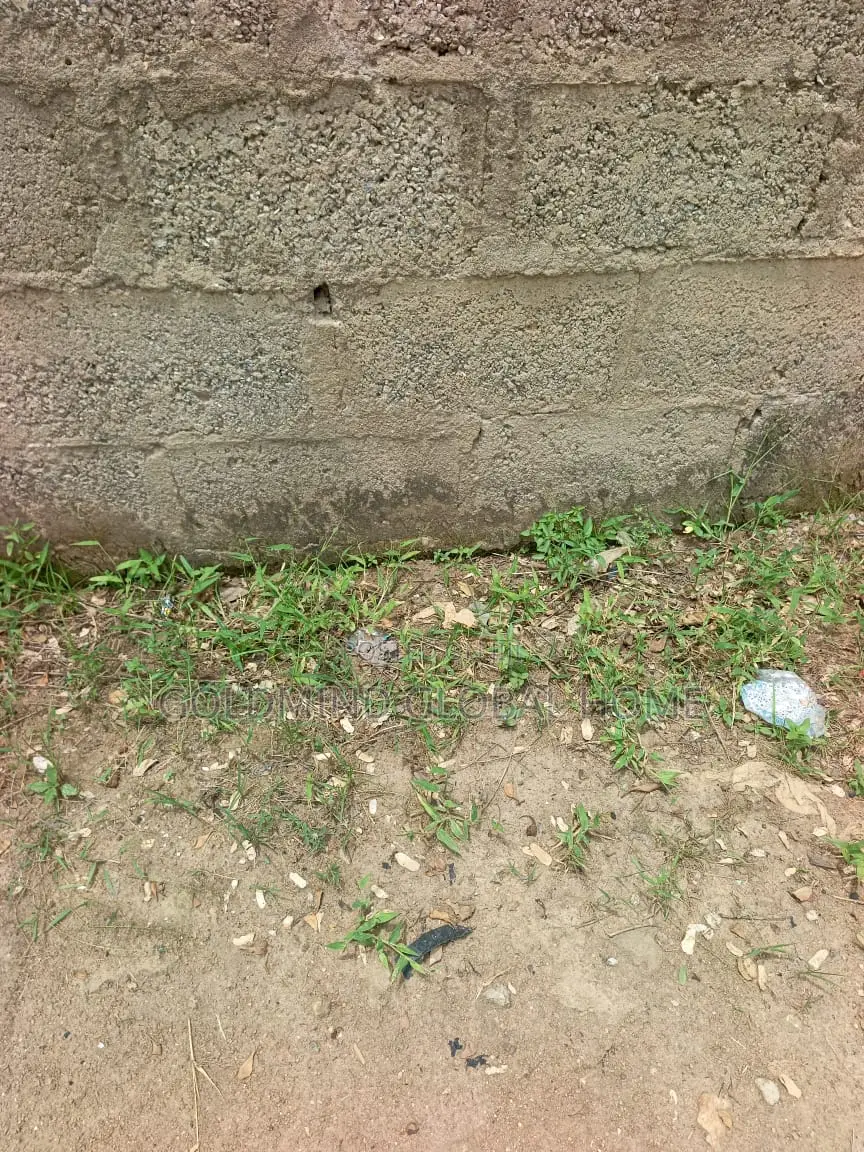Commercial Land for Sale in Lugbe, Abuja. 3000 Sqm.
