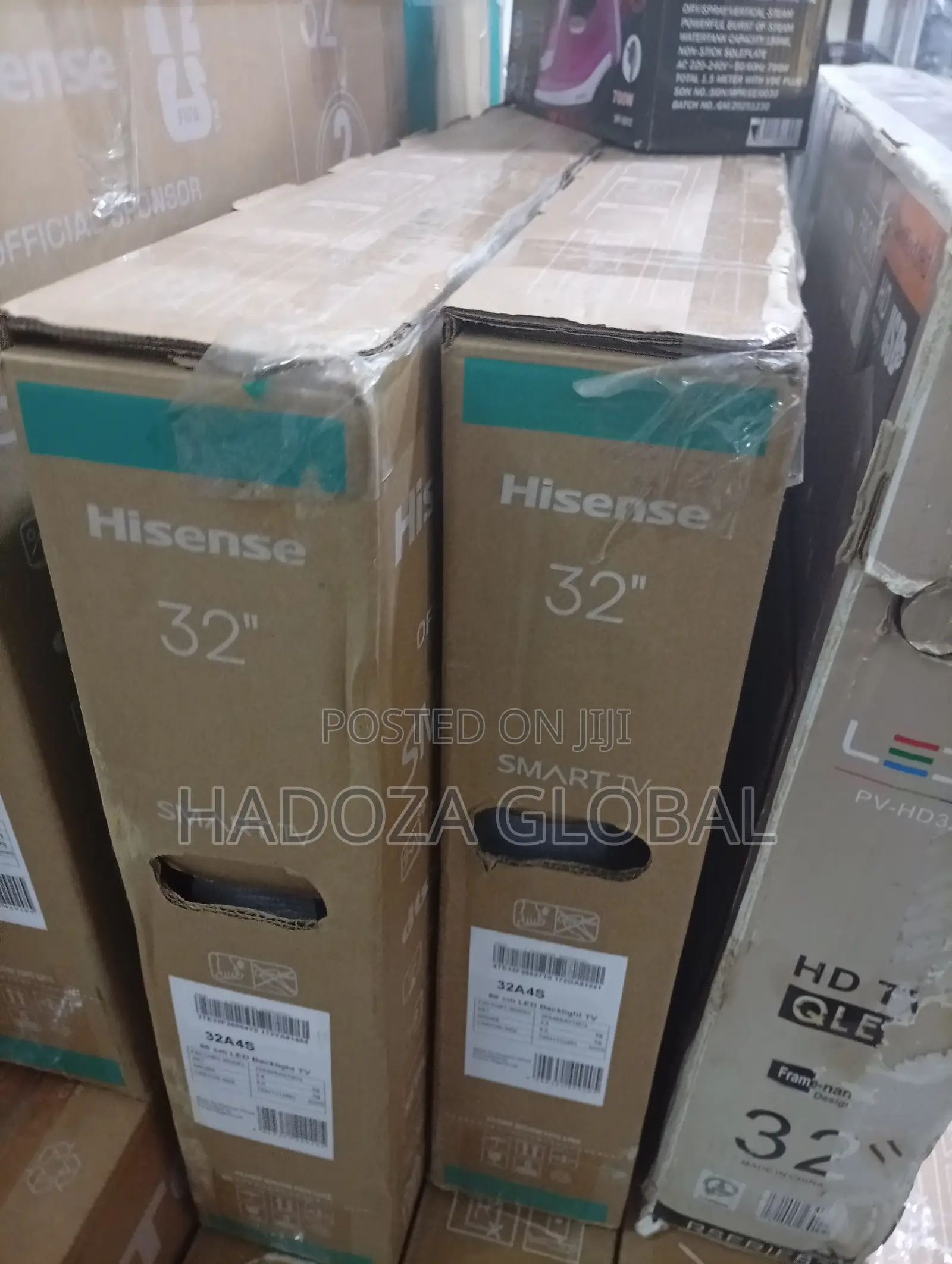 Hisense 32" Smart TV Ideal for Studio Apartments Dorms