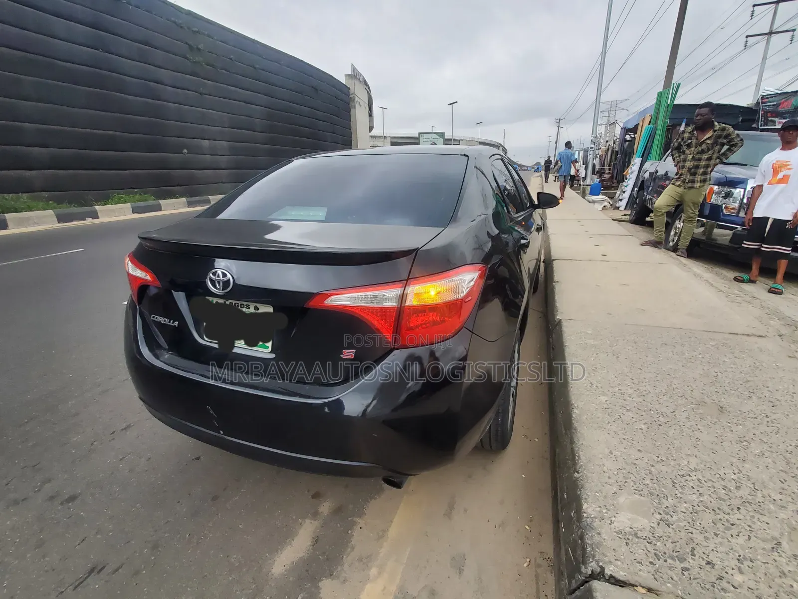 Toyota Corolla 2015 Black