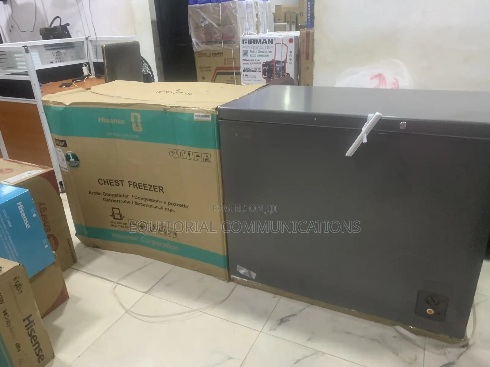 Hisense FC340SH 250-Liter Chest Freezer for Frozen Foods, Meat, and Be