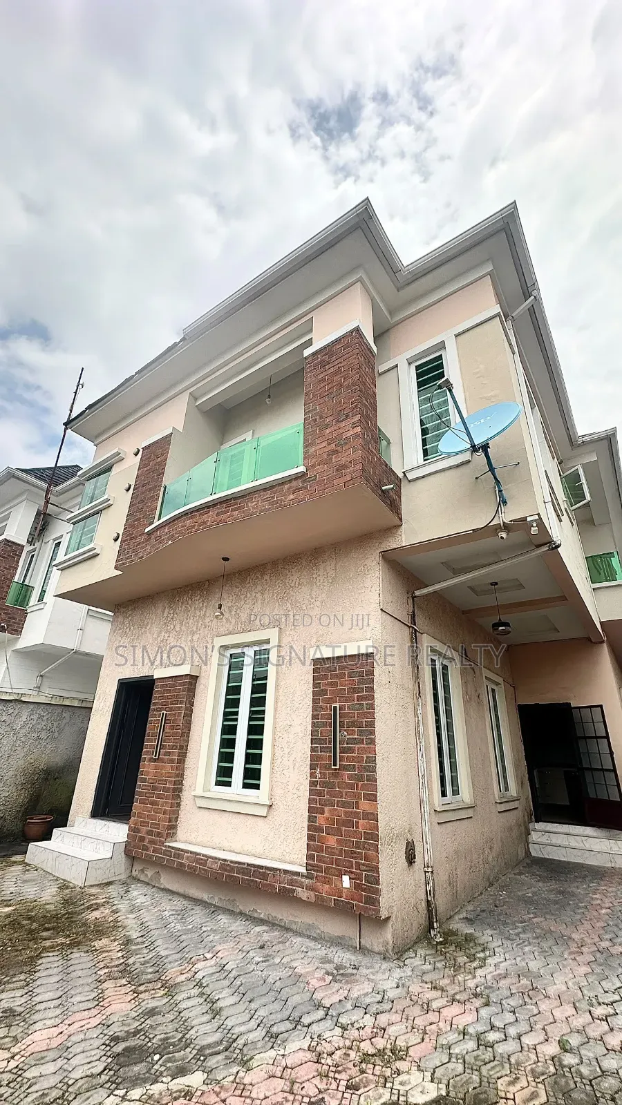 4bdrm Duplex in Osapa london for rent