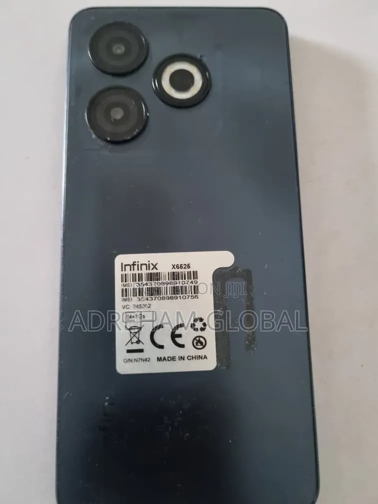 Tecno Spark 8 64 GB Blue