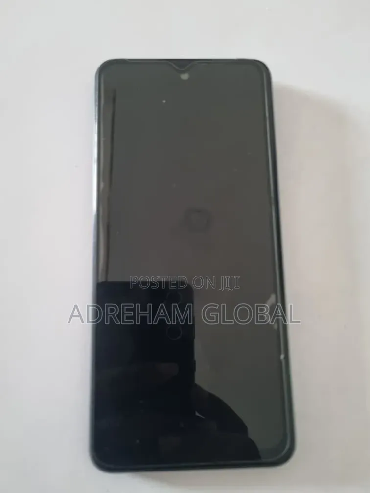 Tecno Spark 8 64 GB Blue