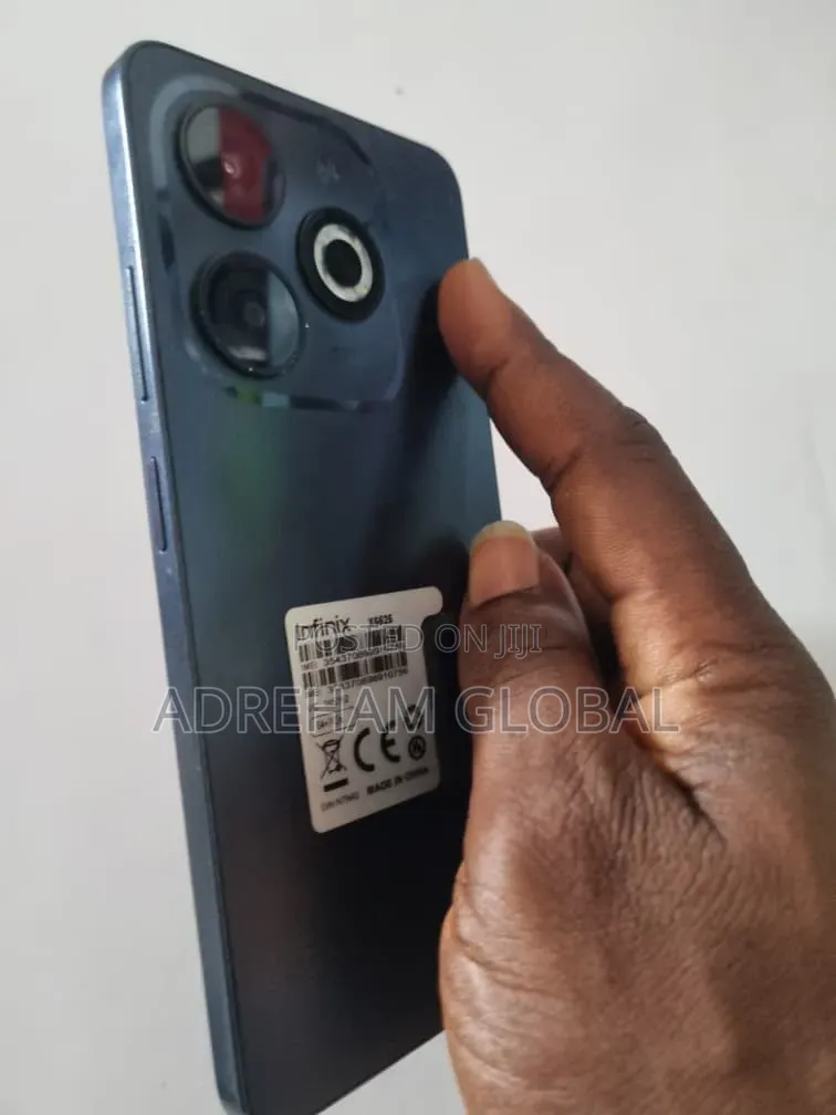 Tecno Spark 8 64 GB Blue