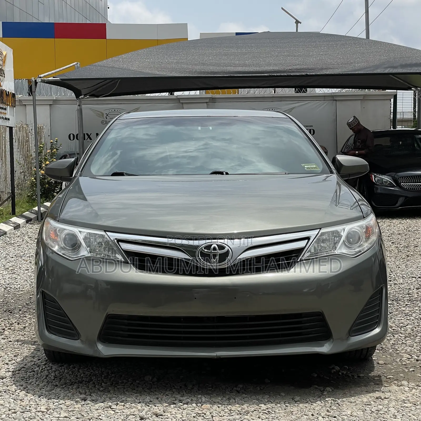 Toyota Camry LE 4dr Sedan (2.5L 4cyl 6A) 2012