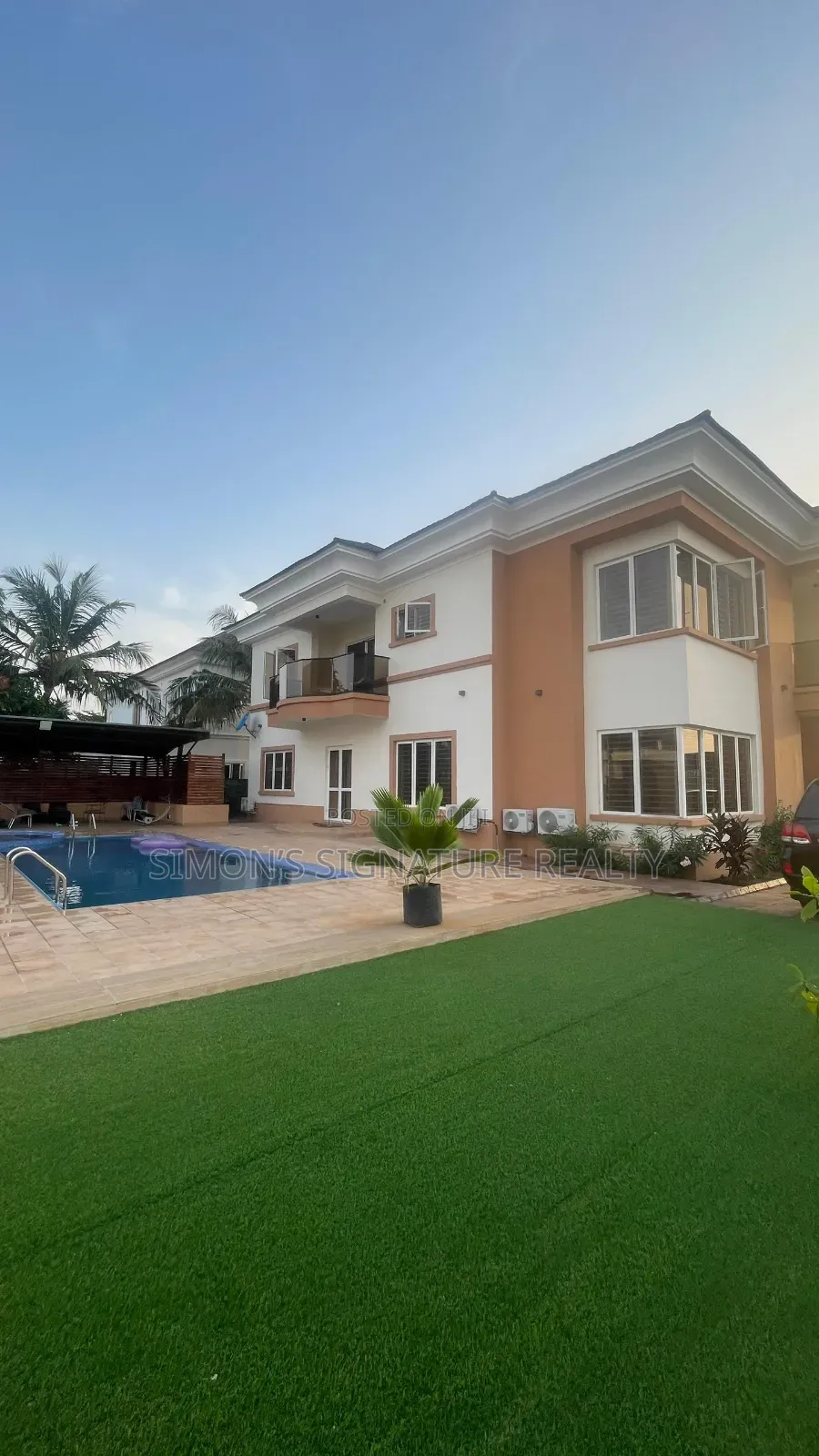 Furnished 5bdrm Duplex in Northern Foreshore, Chevron for sale