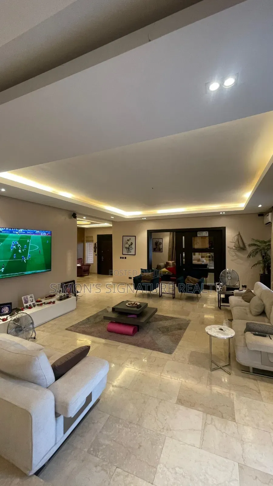Furnished 5bdrm Duplex in Northern Foreshore, Chevron for sale