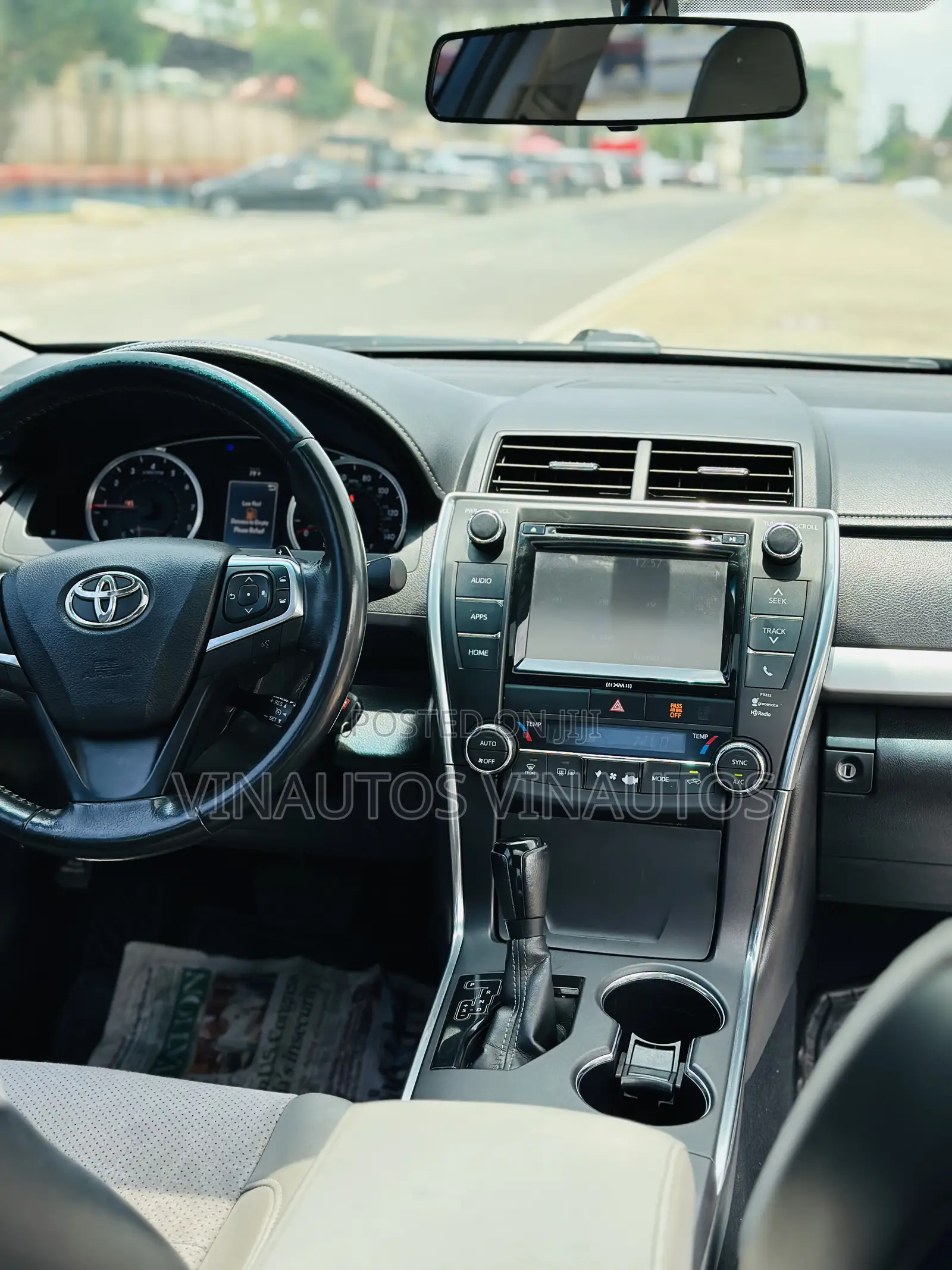 Toyota Camry 2016 Gray