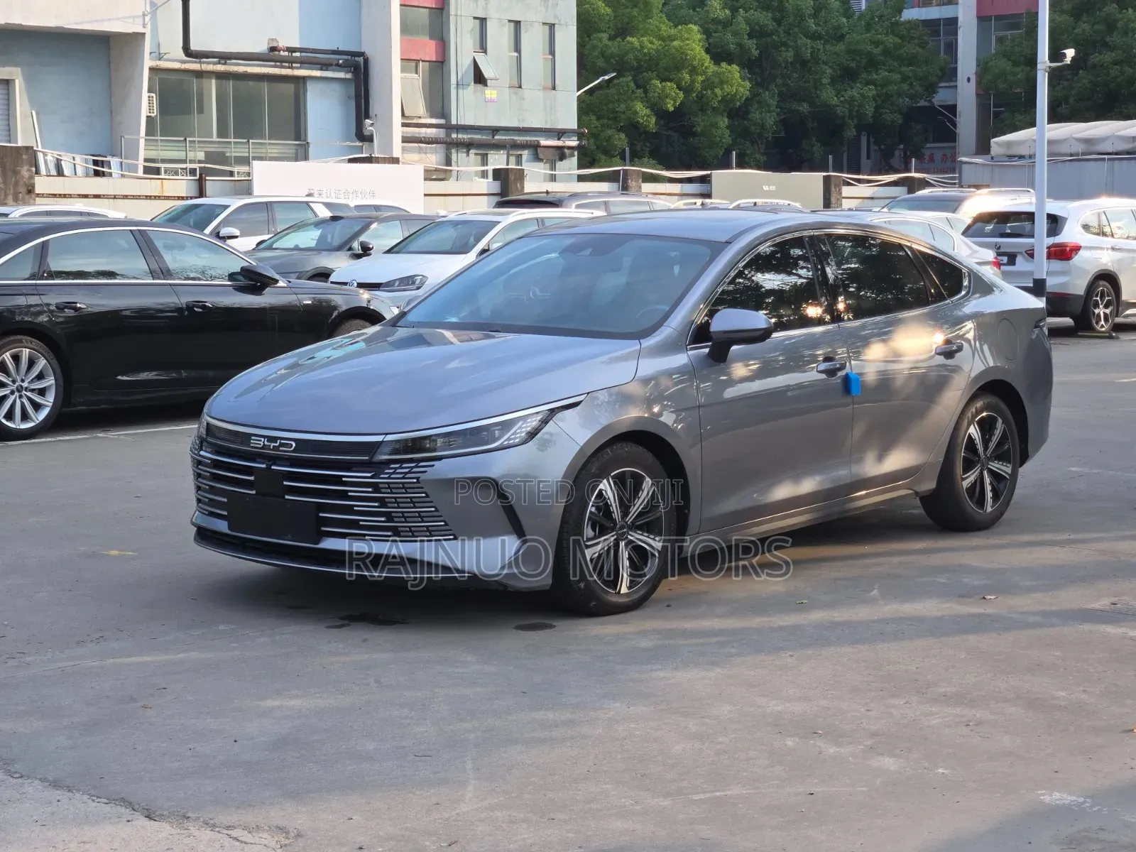 BYD Destroyer 05 DM-i 1.5 Hybrid FWD 2022 Gray
