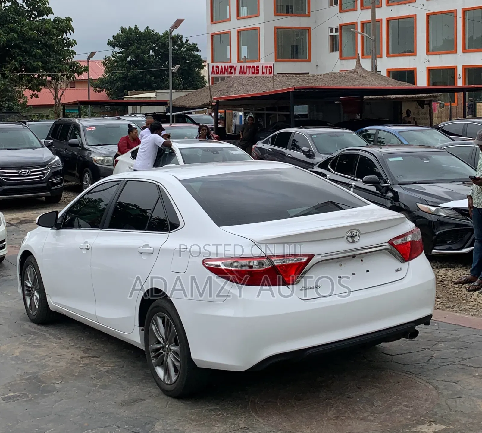 Toyota Camry 2016 White