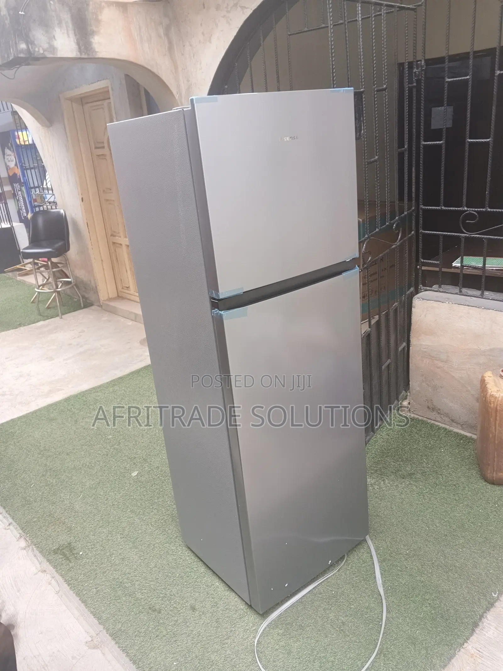 Hisense REF306DR 306L Spacious Double Door Fridge