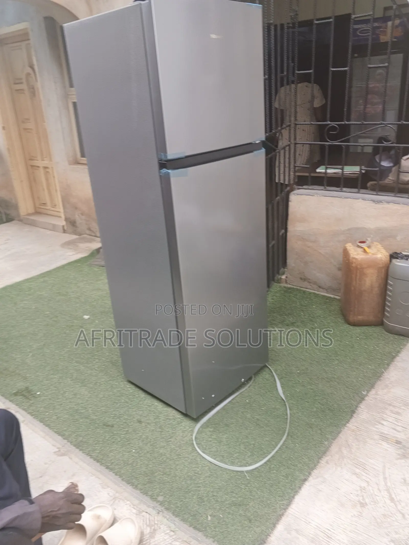 Hisense REF306DR Double Door Refrigerator – 306 Litres