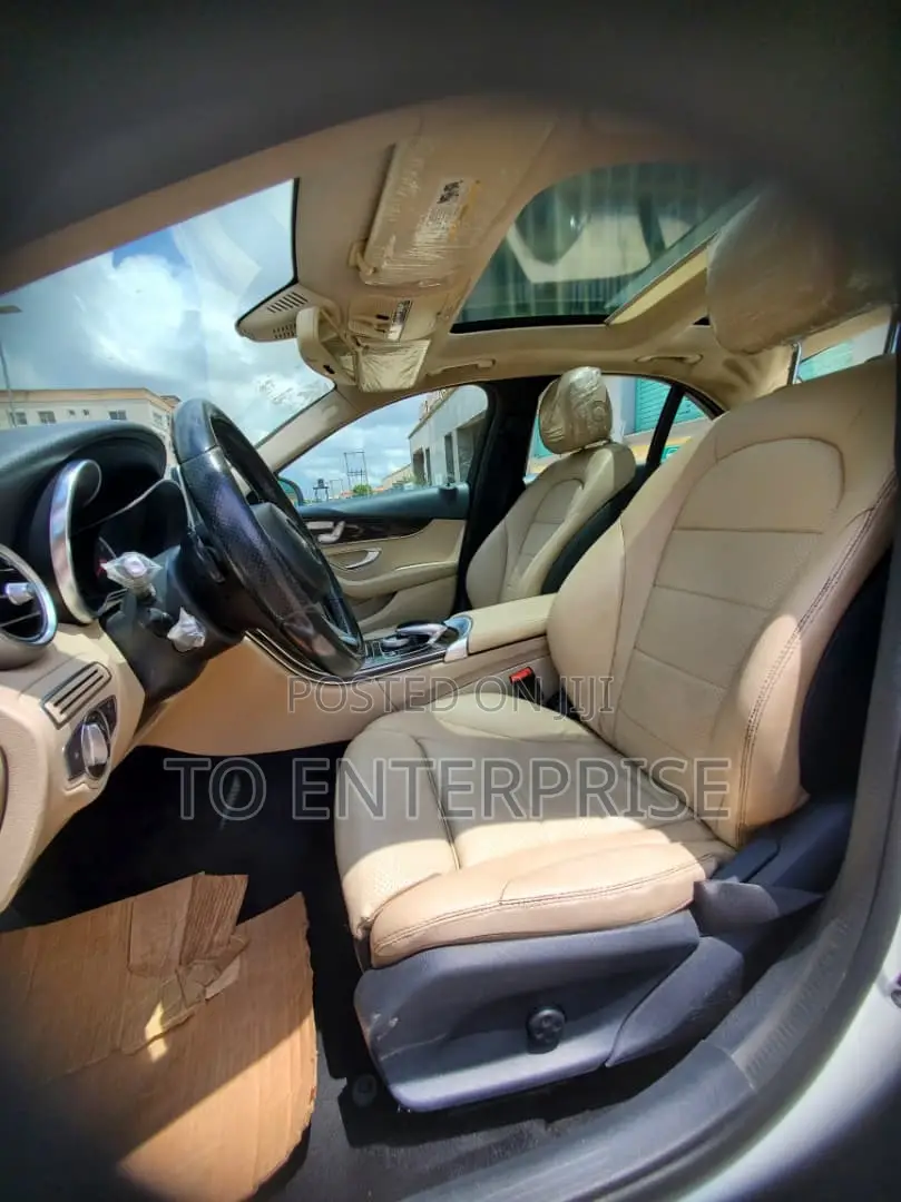 Mercedes-Benz C300 2016 White