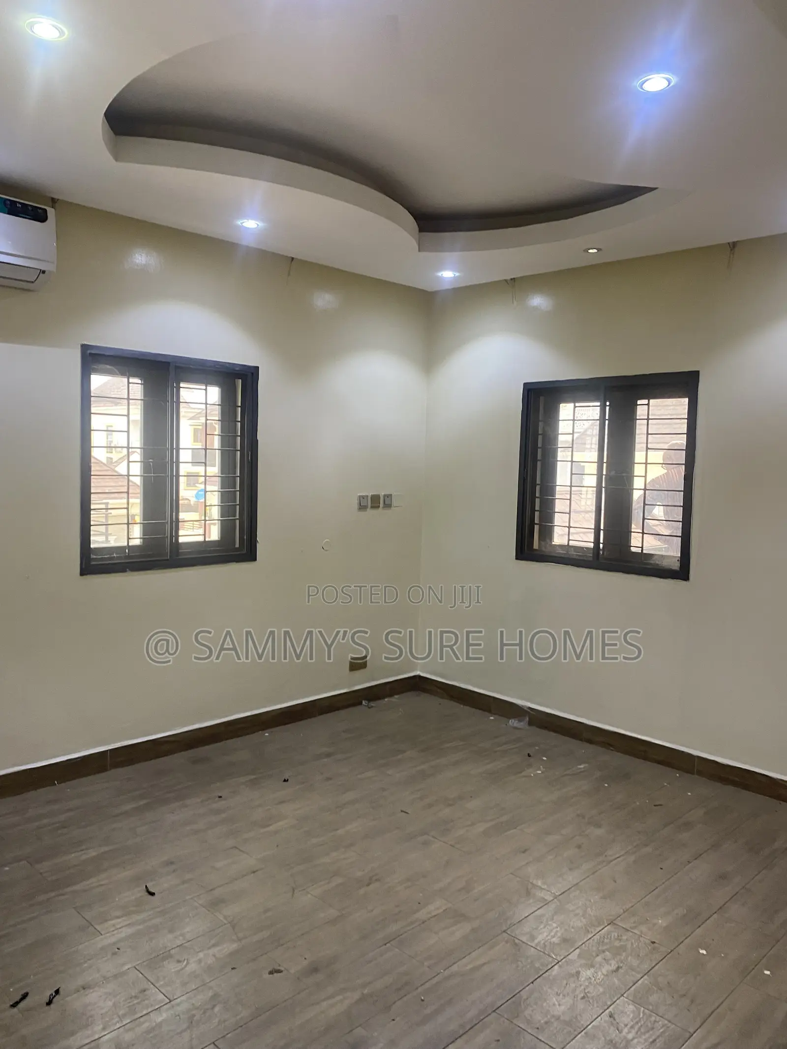 4bdrm Duplex in Wid Estate Idu for rent