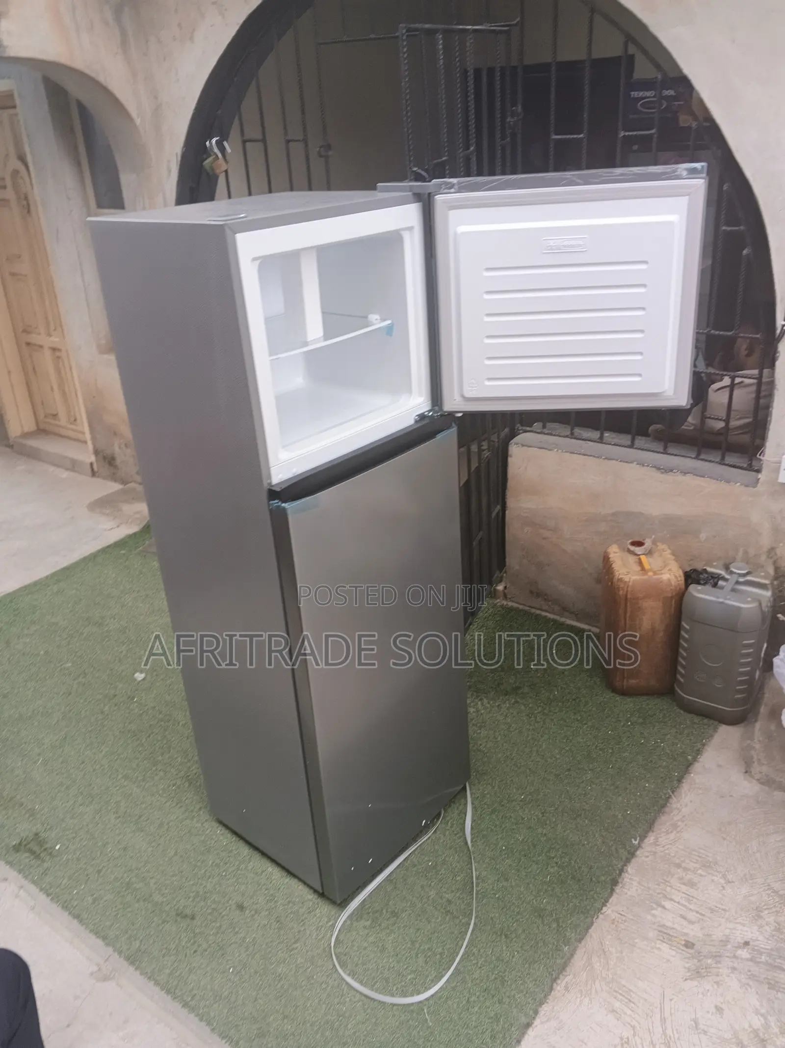 Hisense REF306DR 306L Energy Saving Refrigerator