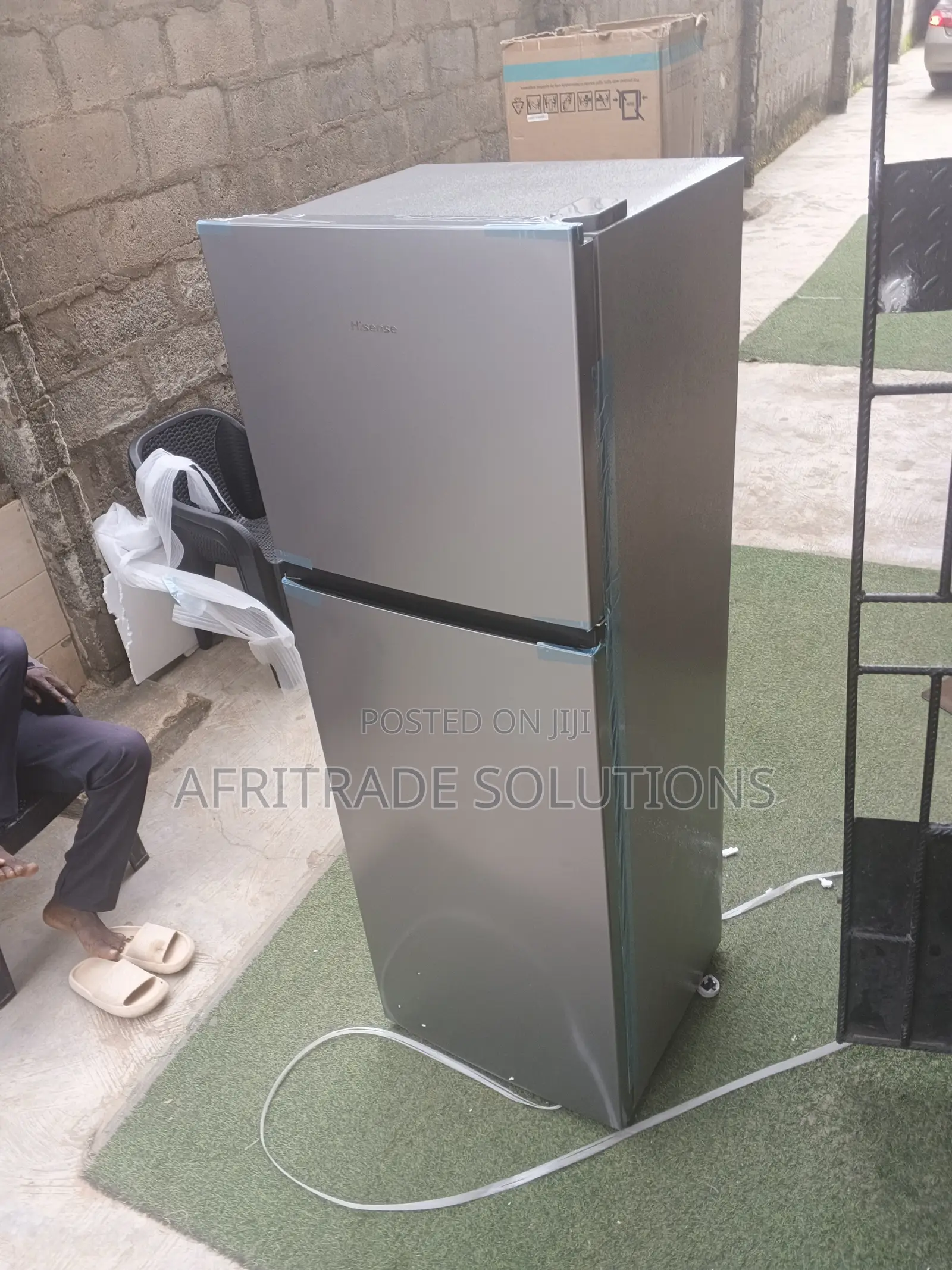 Hisense REF306DR 306L Energy Saving Refrigerator