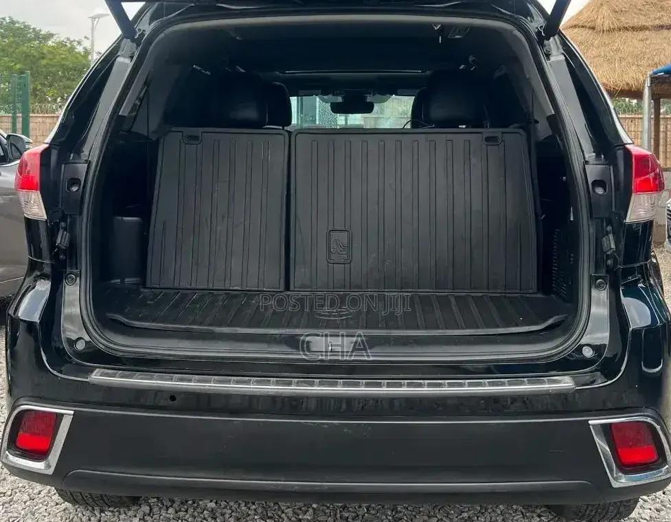 Toyota Highlander Limited Platinum 4x4 V6 (3.5L 6cyl 8A) 2018 Black
