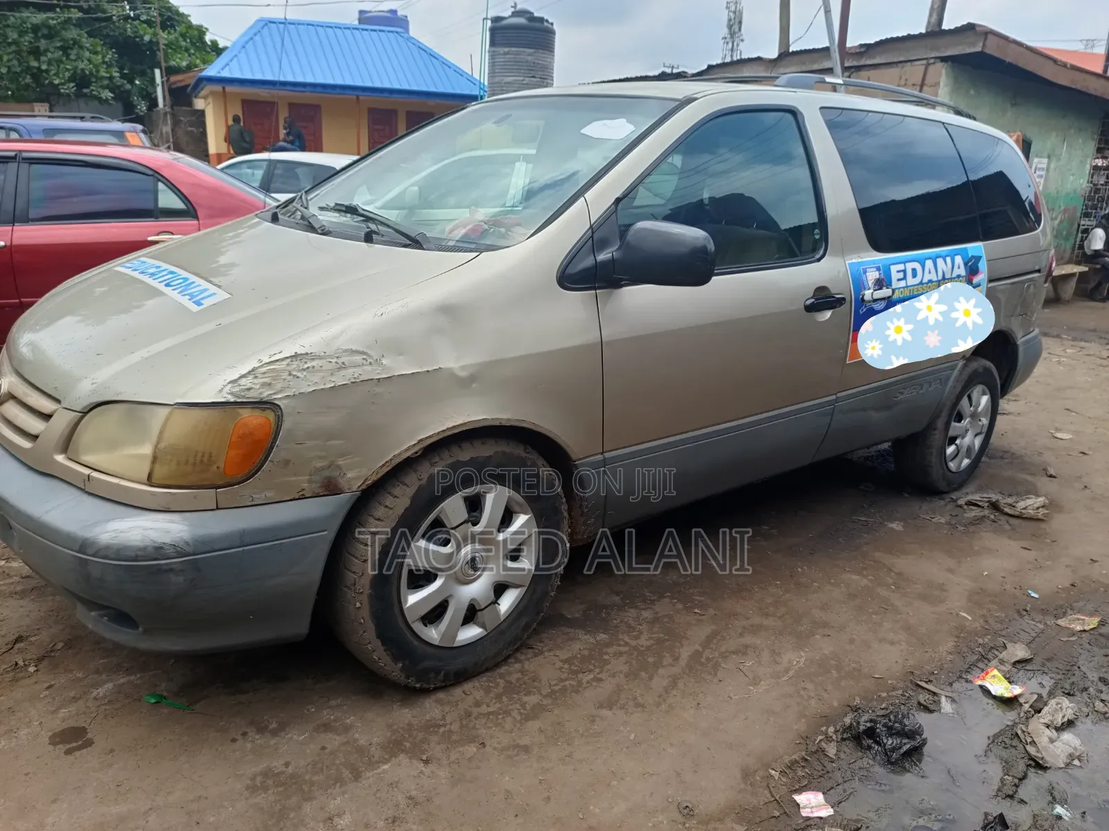 Toyota Sienna 2002 Gold