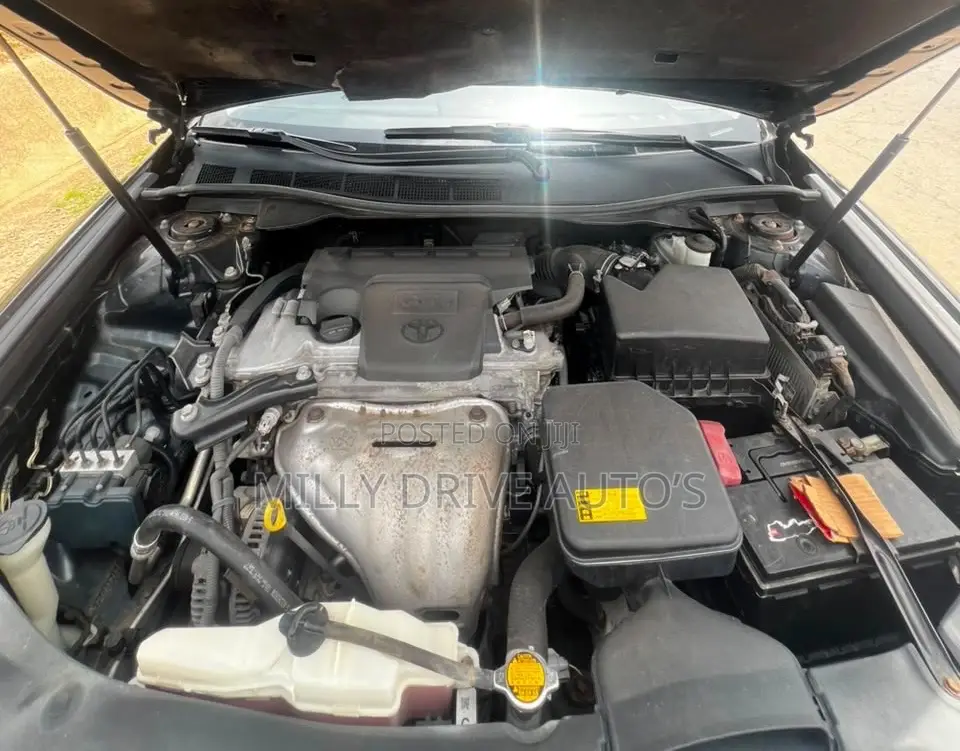 Toyota Camry SE 4dr Sedan (2.5L 4cyl 6A) 2013 Black