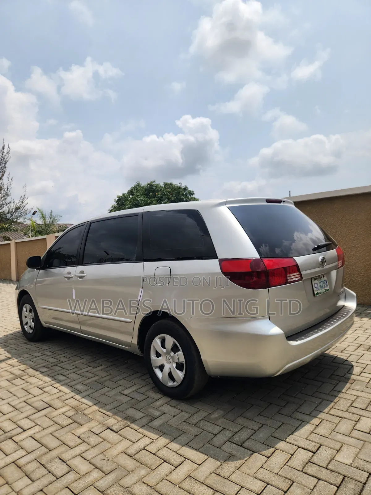 Toyota Sienna 2005 Silver