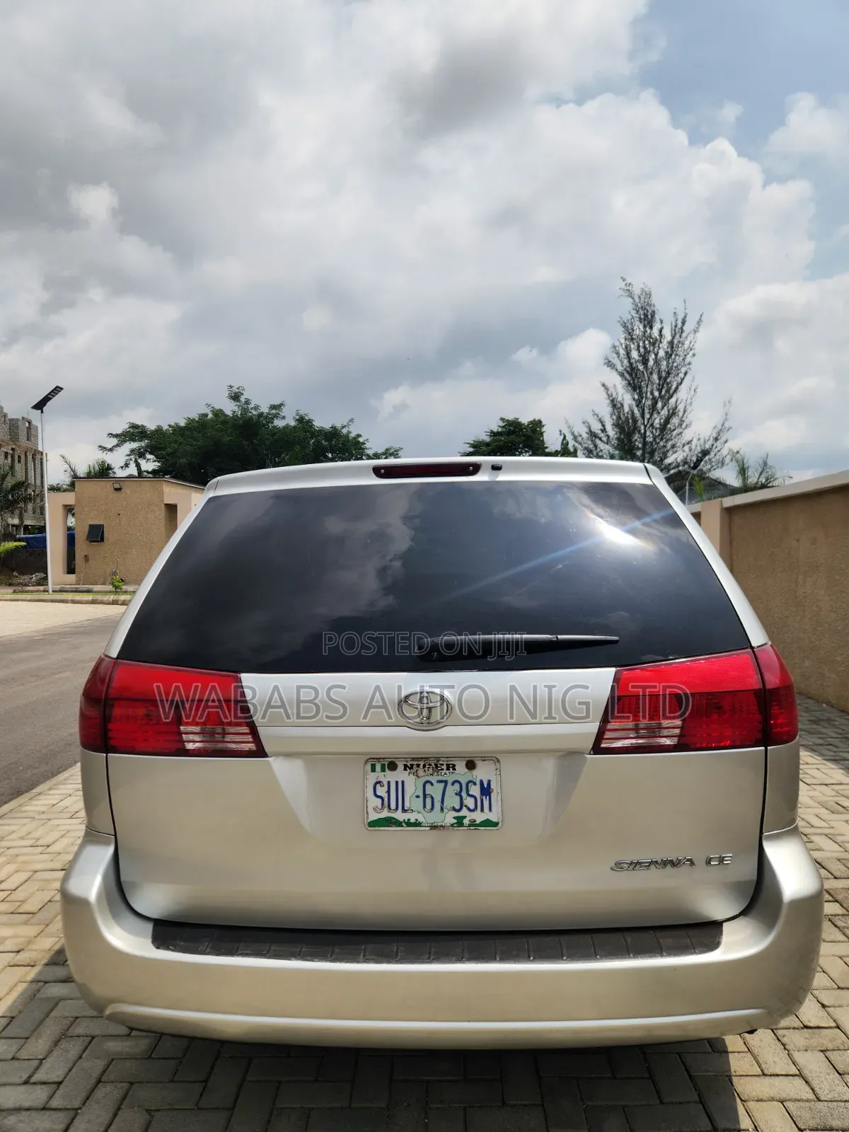 Toyota Sienna 2005 Silver