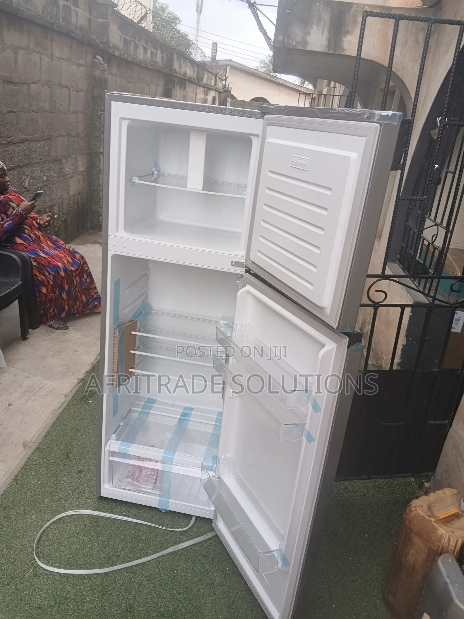 Hisense Ref306DR 306L Refrigerator – Sleek Modern