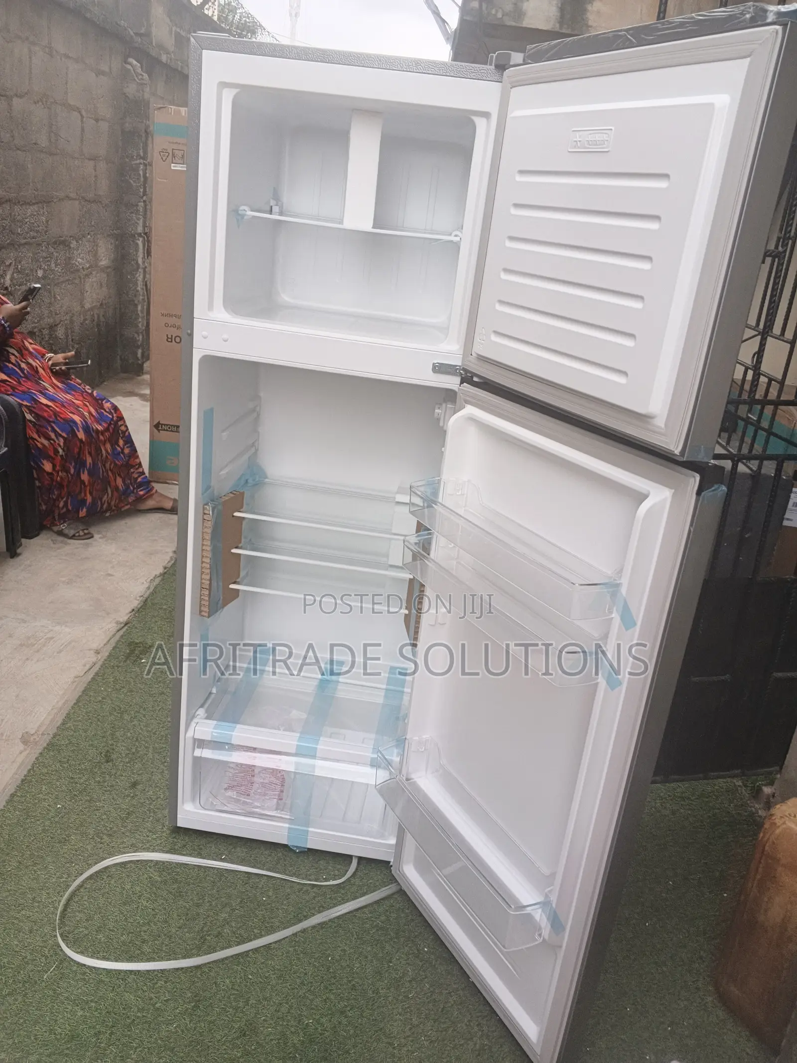 Hisense Ref306DR 306L Refrigerator – Sleek Modern