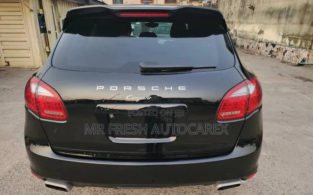 Porsche Cayenne 2014 Black