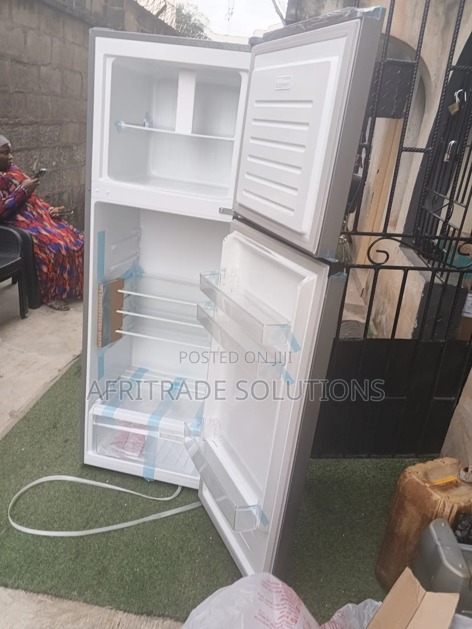 Hisense REF306DR 306L Double Door Fridge for Homes