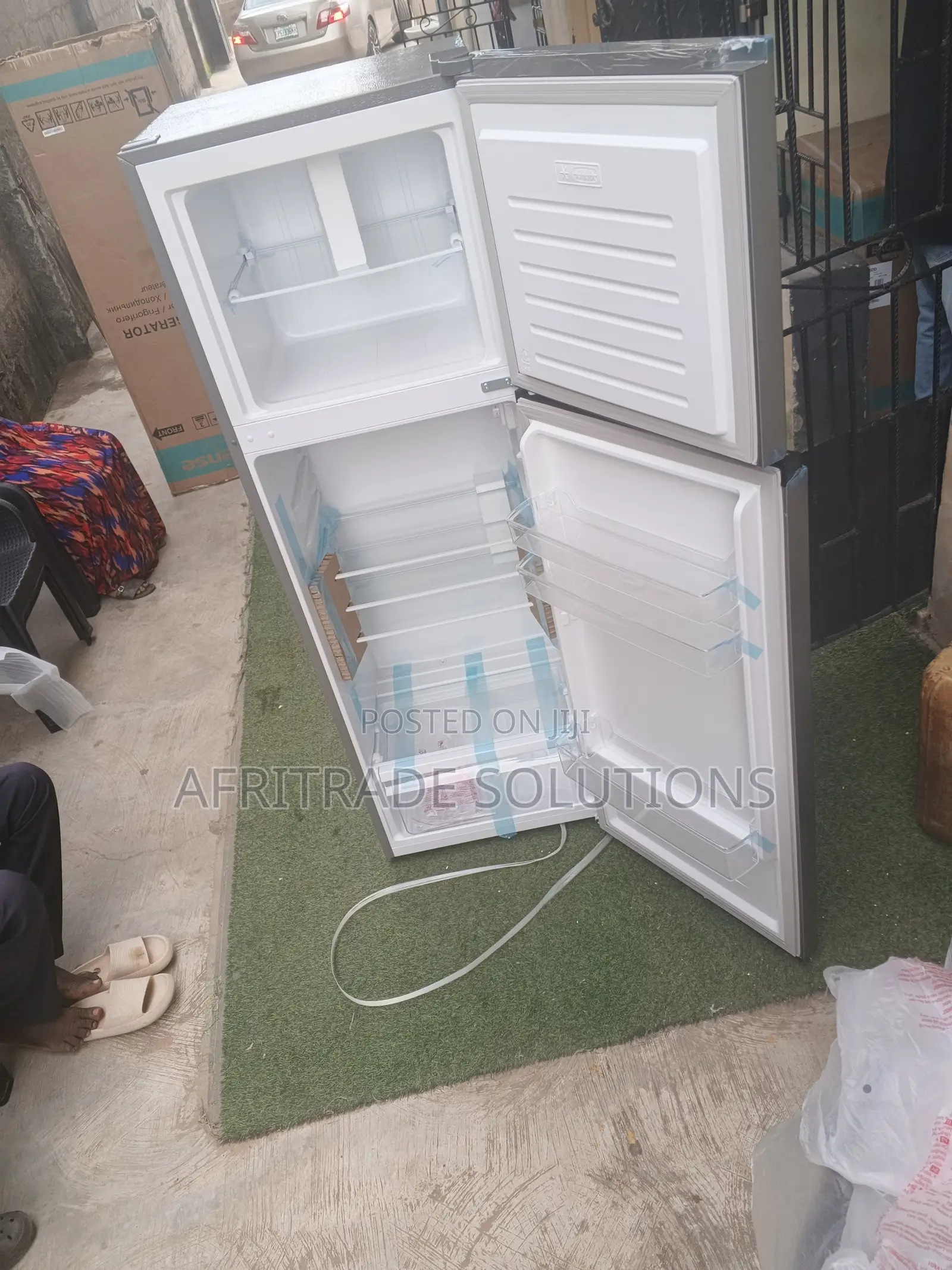 Hisense REF306DR 306L Large Capacity Double Door Refrigerator