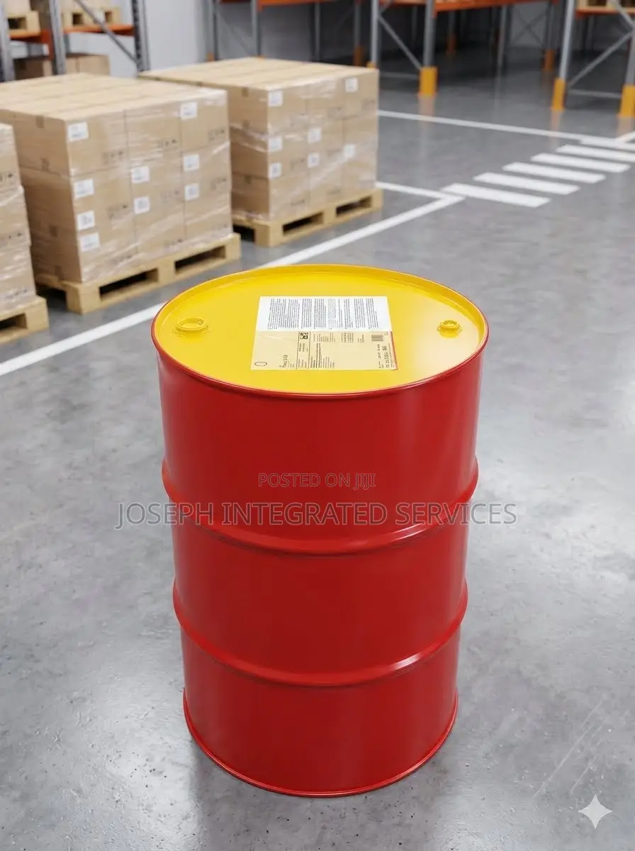 Drum of Shell Rimula R4 L 15w-40 Heavy-Duty Diesel Engine Oil.