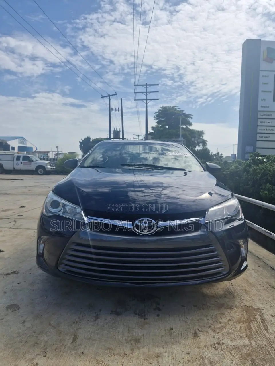 Toyota Camry LE 4dr Sedan (2.5L 4cyl 6A) 2015 Green
