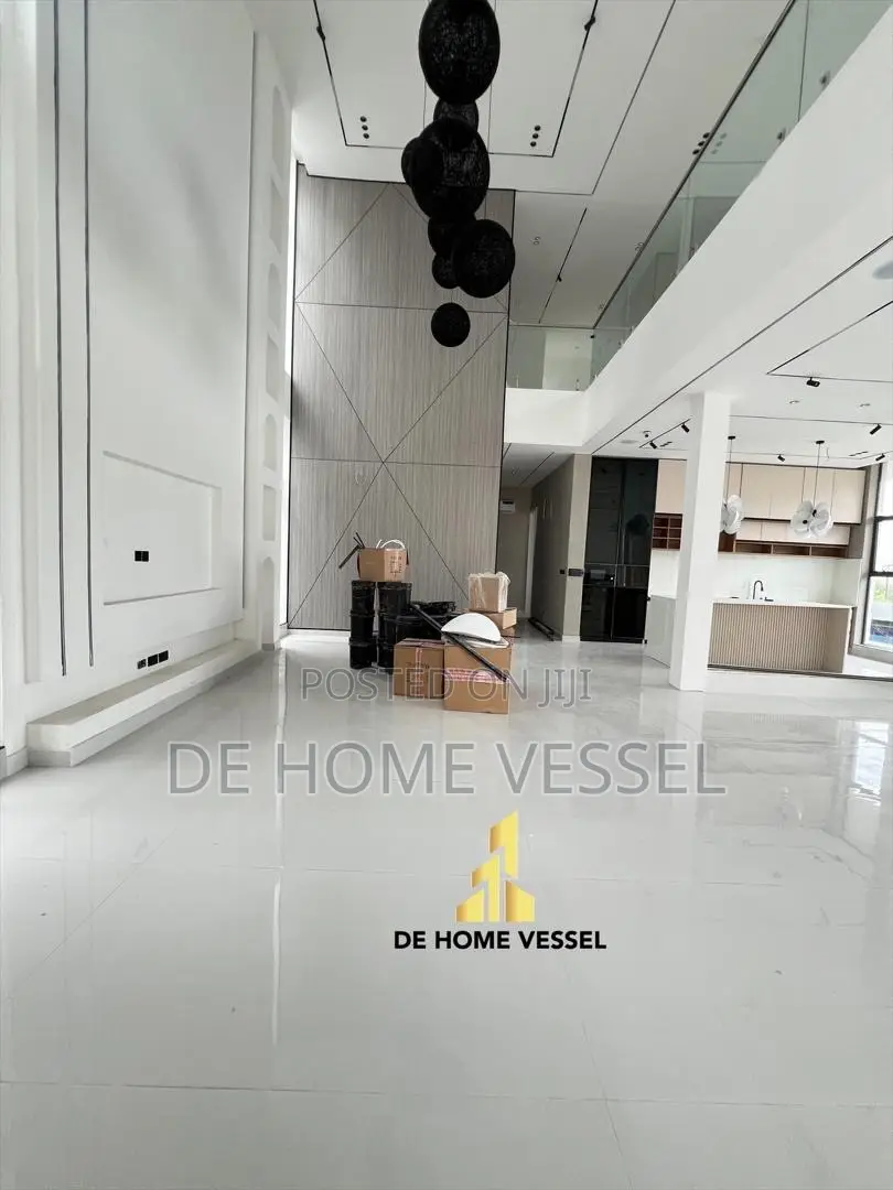 6bdrm Duplex in Osapa london for sale