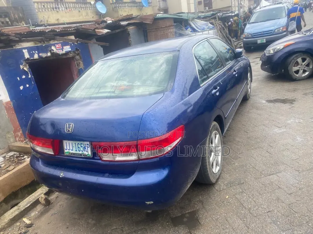 Honda Accord 2004 Blue