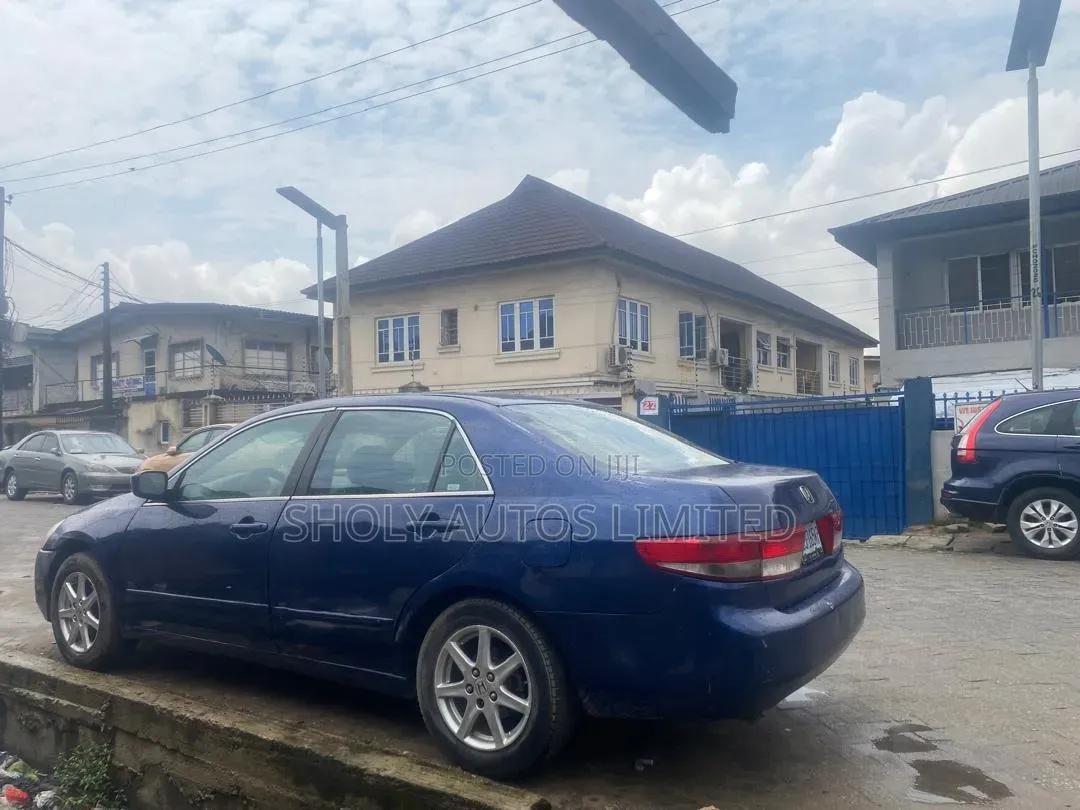 Honda Accord 2004 Blue