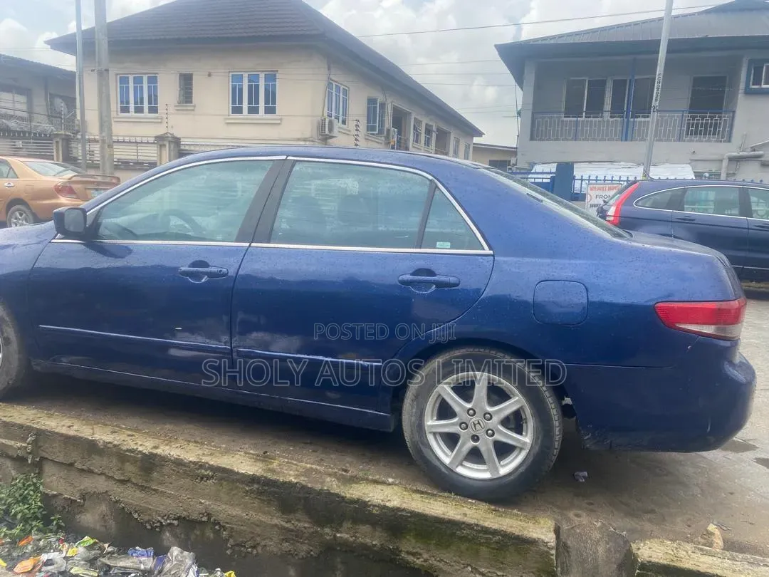 Honda Accord 2004 Blue