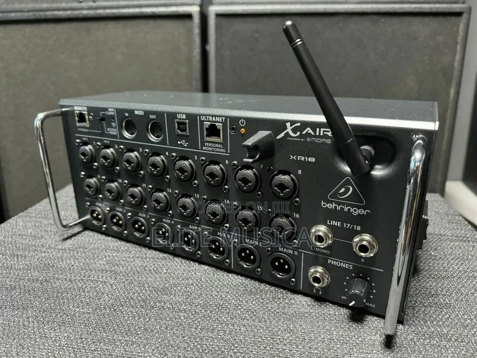 Behringer X Air XR18