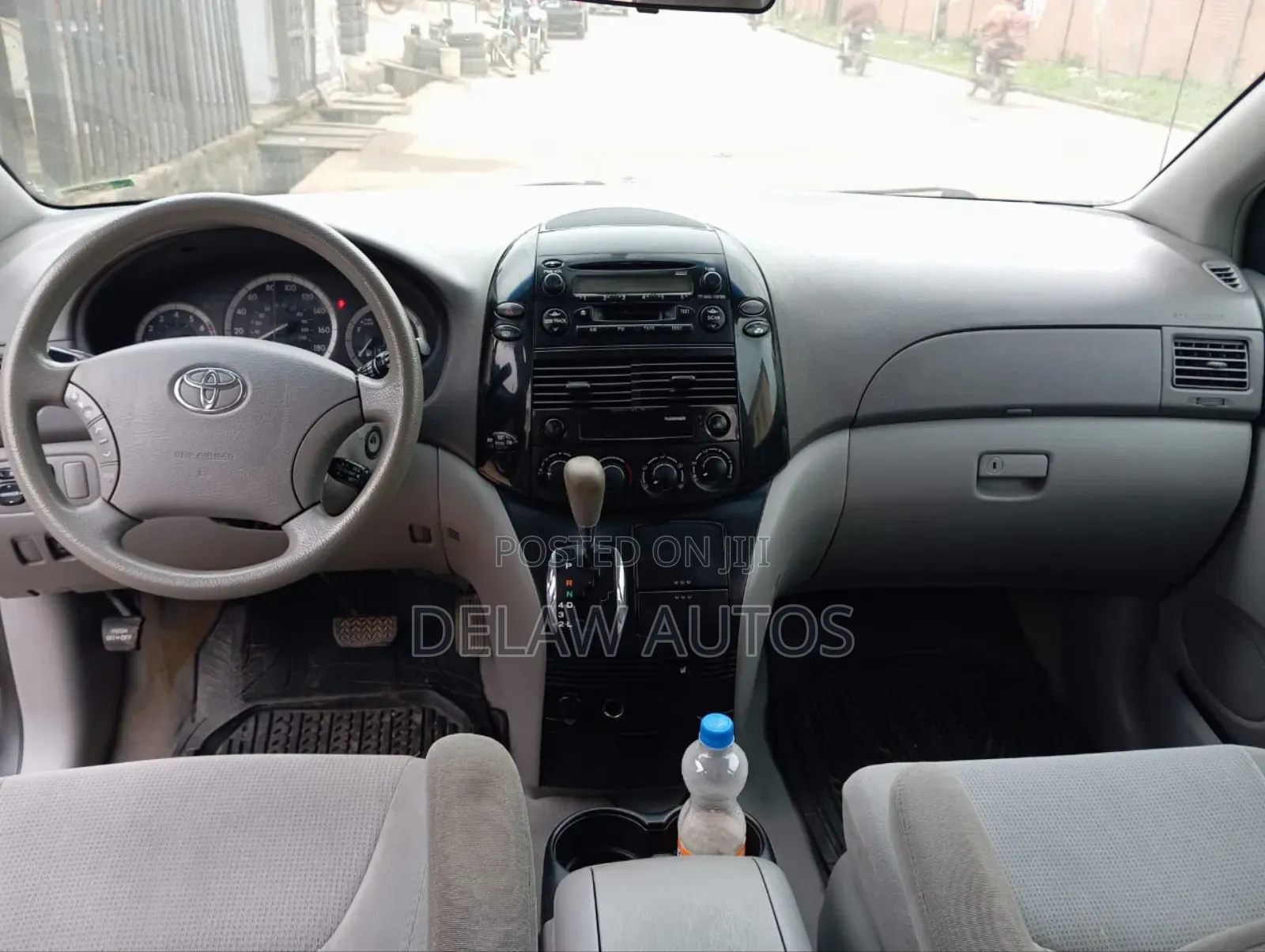 Toyota Sienna 2005 Gray