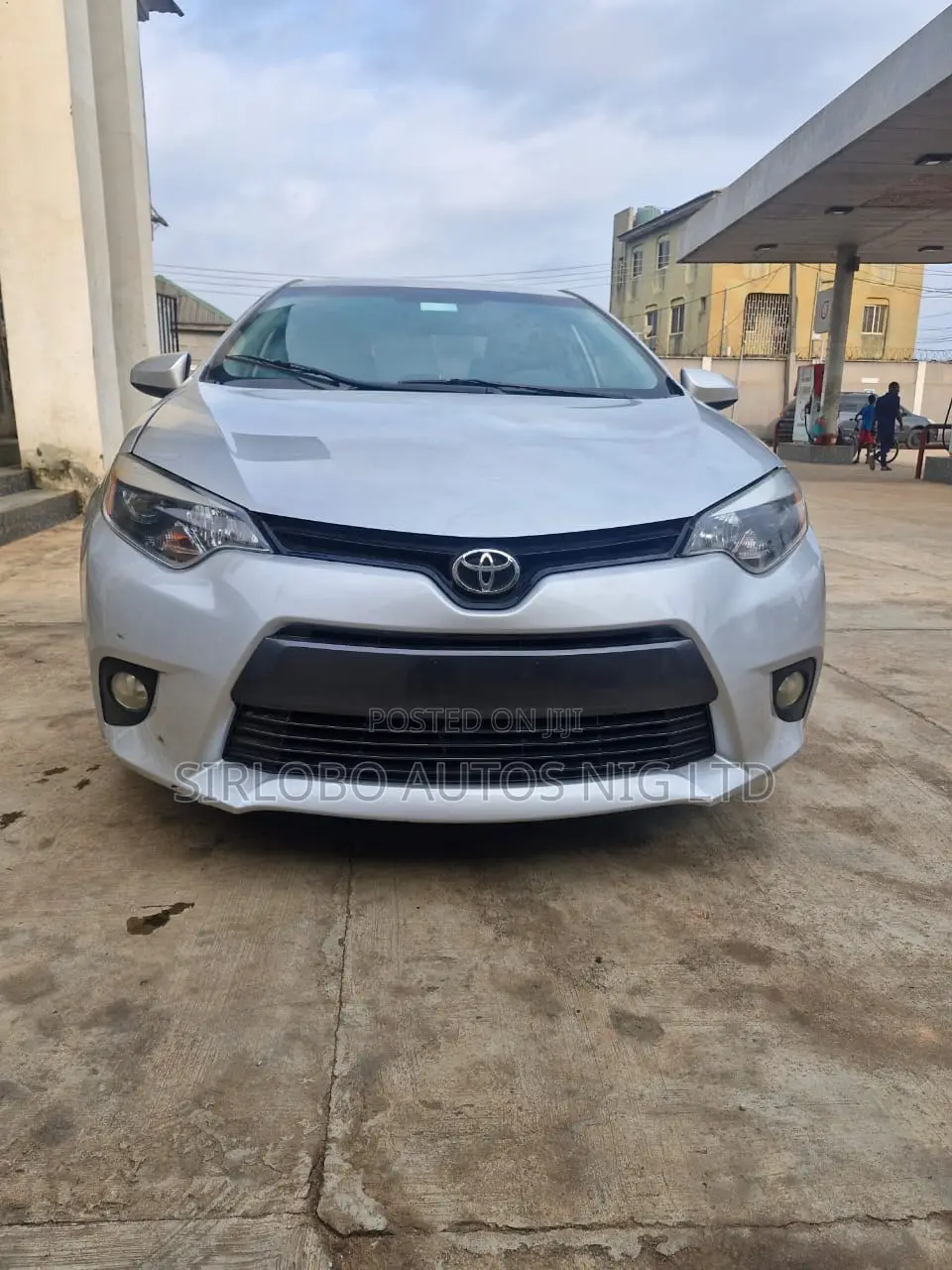 Toyota Corolla L 4dr Sedan (1.8L 4cyl 4A) 2015 Silver