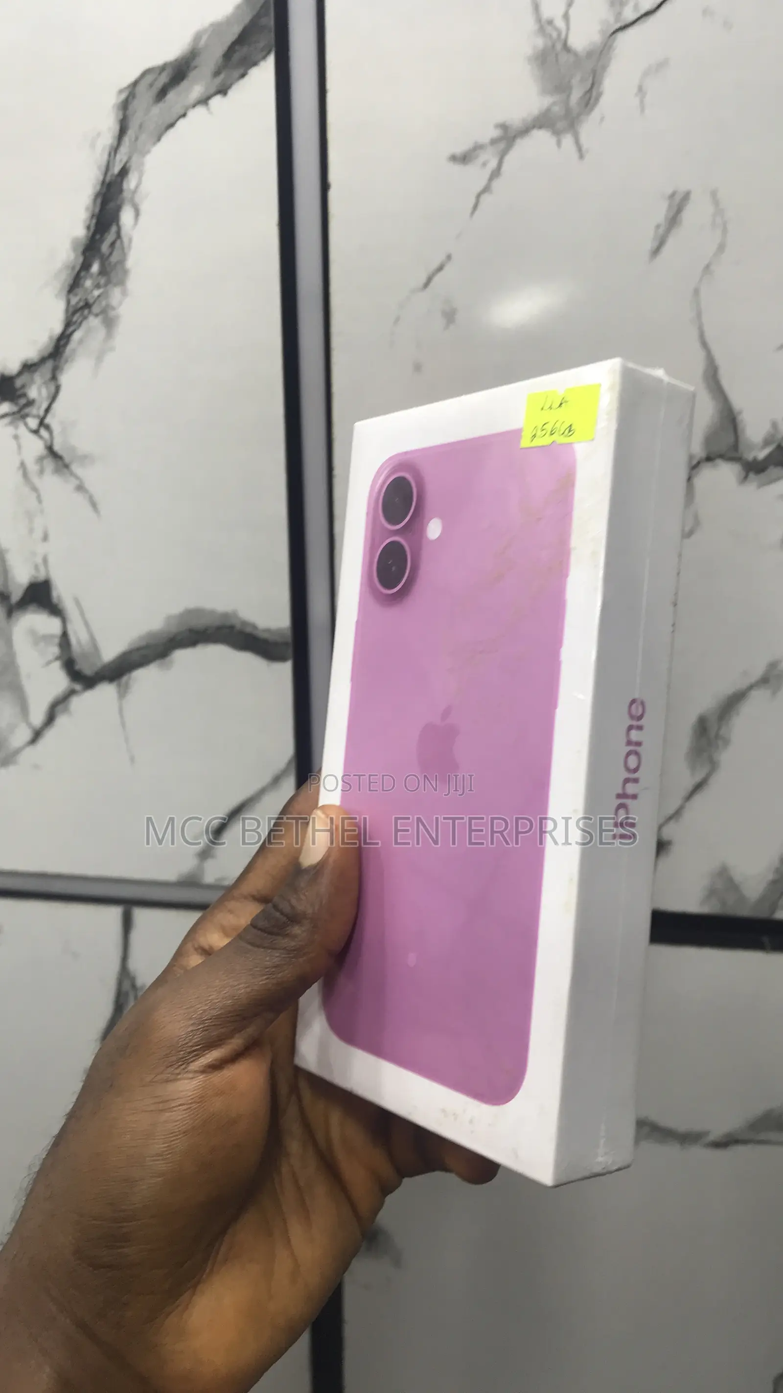 New Apple iPhone 16 256 GB Pink