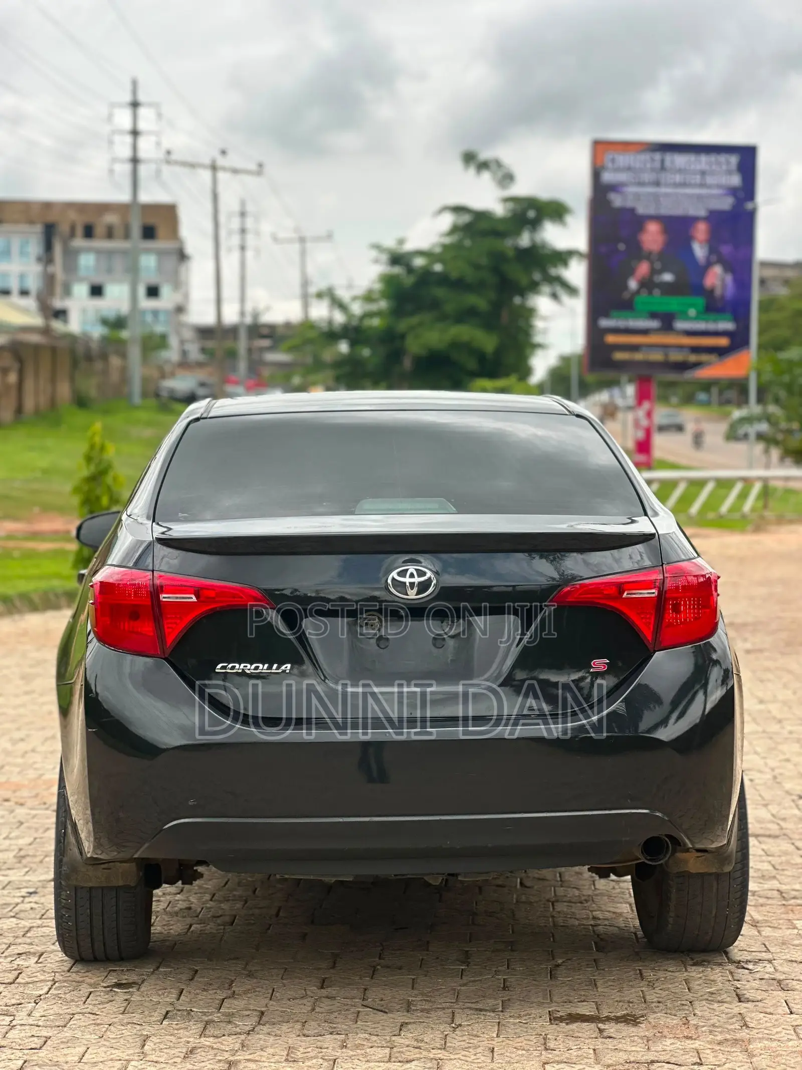 Toyota Corolla S 4dr Sedan (1.8L 4cyl CVT) 2015 Black