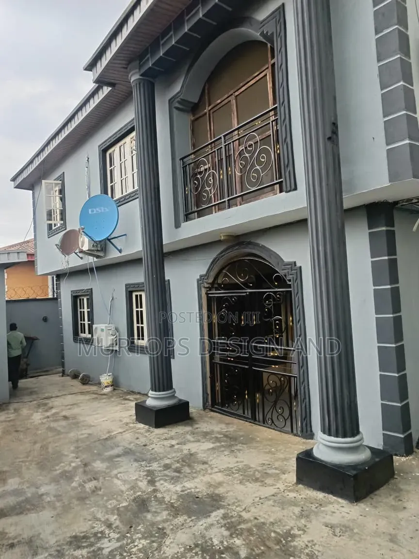 3bdrm Duplex in Awoyaya for sale
