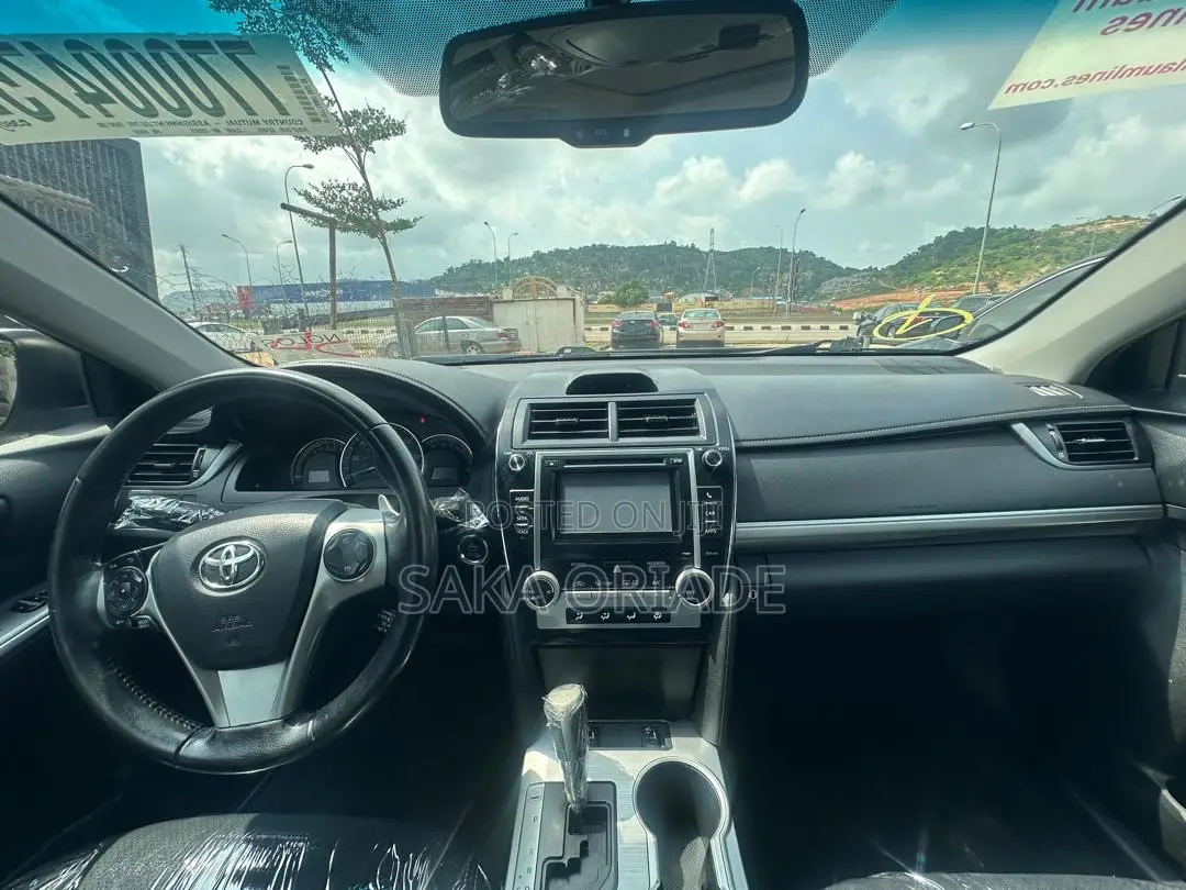 Toyota Camry 2013