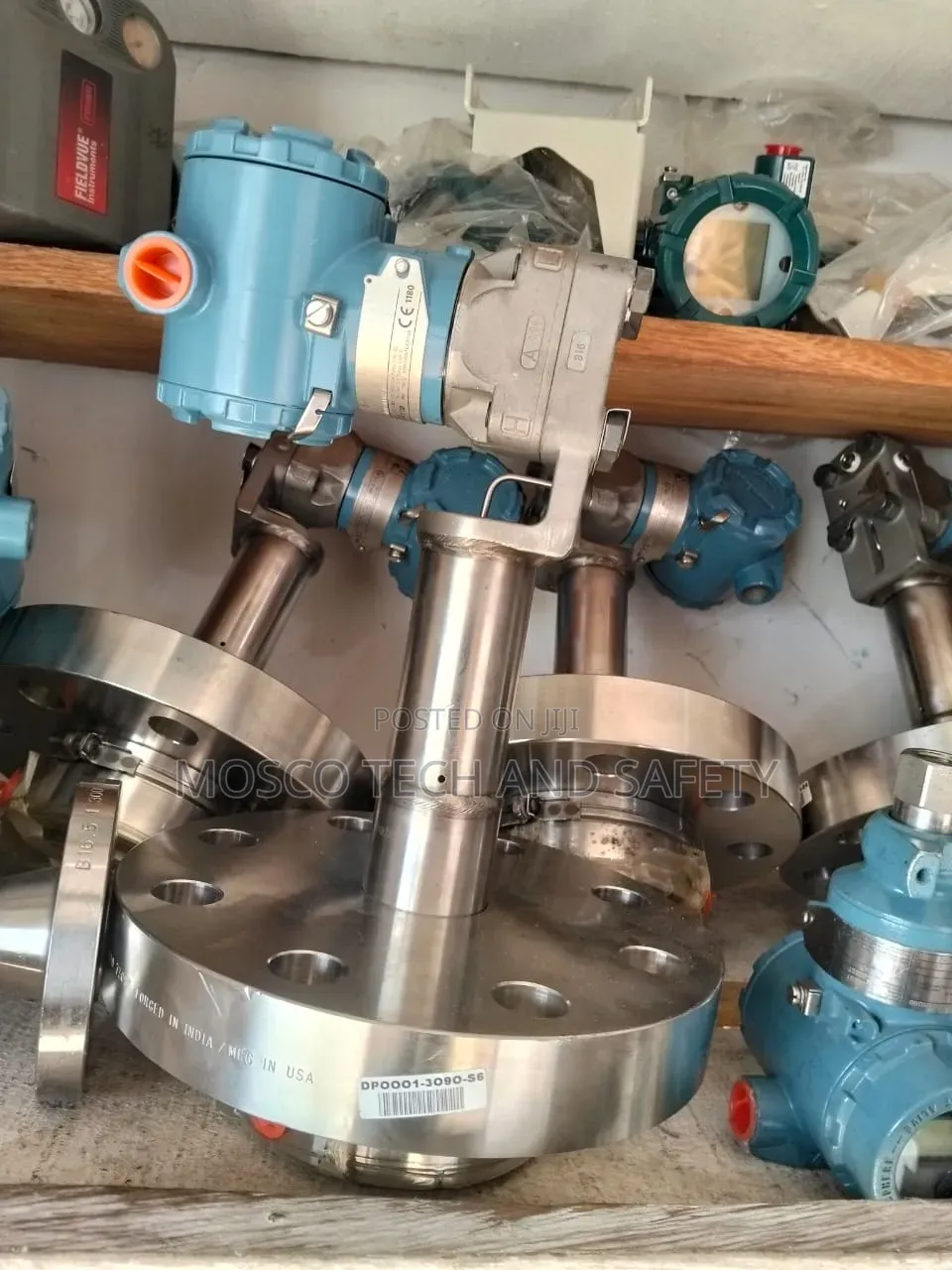 Rosemount 3051 Series Pressure Transmitter With Flange Connection